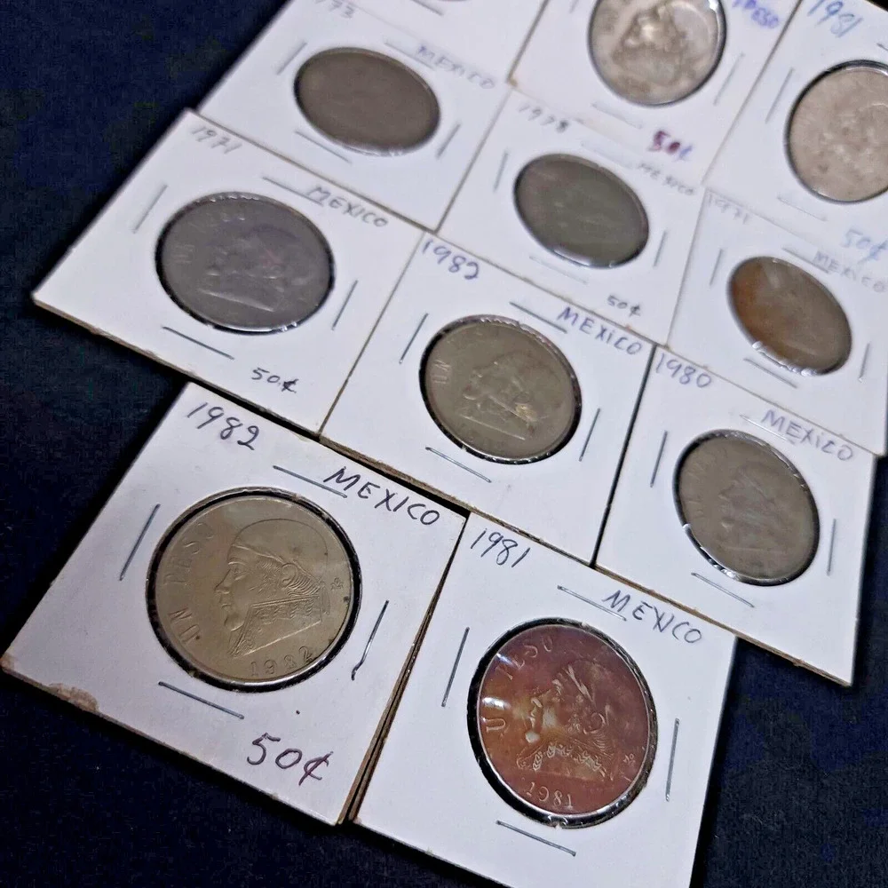Lot Of 11 Old Vintage Mexican Un Peso Coins 1971 - 1982 Fine Mexico Pesos Coin